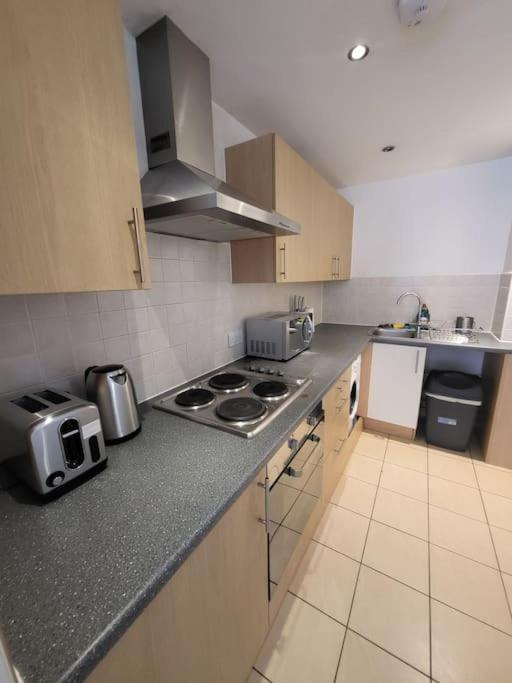 Awesome 1 Bedroom Apartment Manchester Esterno foto