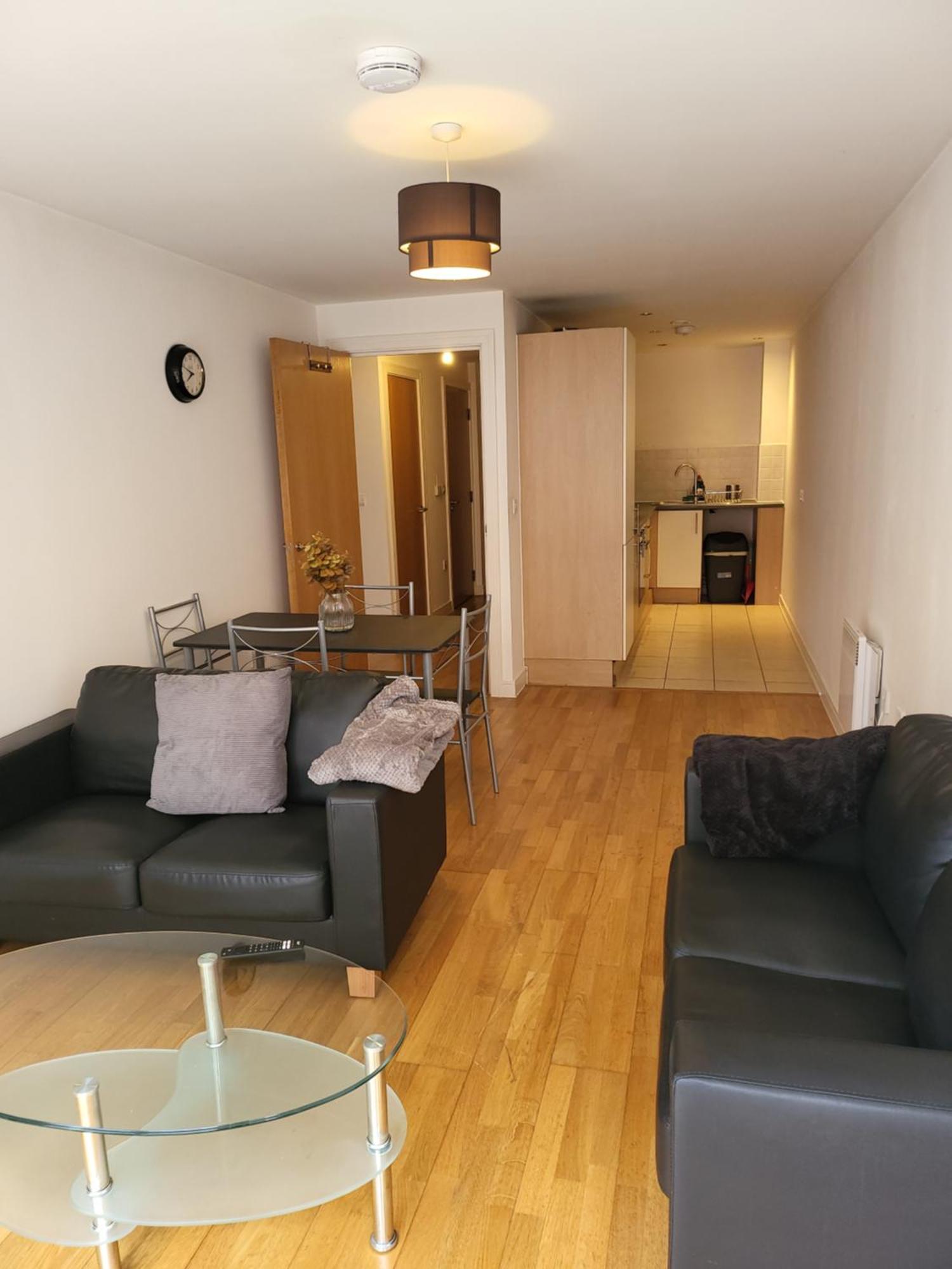 Awesome 1 Bedroom Apartment Manchester Esterno foto